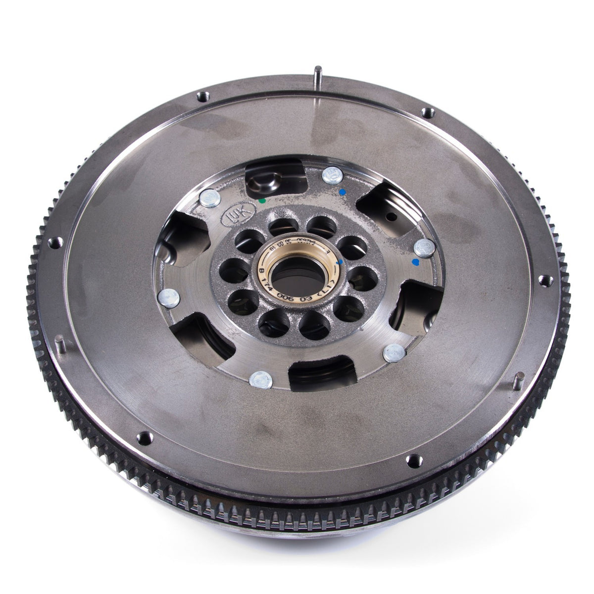 LuK 02-040 clutch kit with DMF052 dual mass flywheel and CSC slave cylinder for Volkswagen Golf Jetta 2.8L BDF VR6 six-speed manual